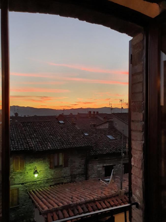 Appartamento Centro Storico Gubbio Eksteriør billede