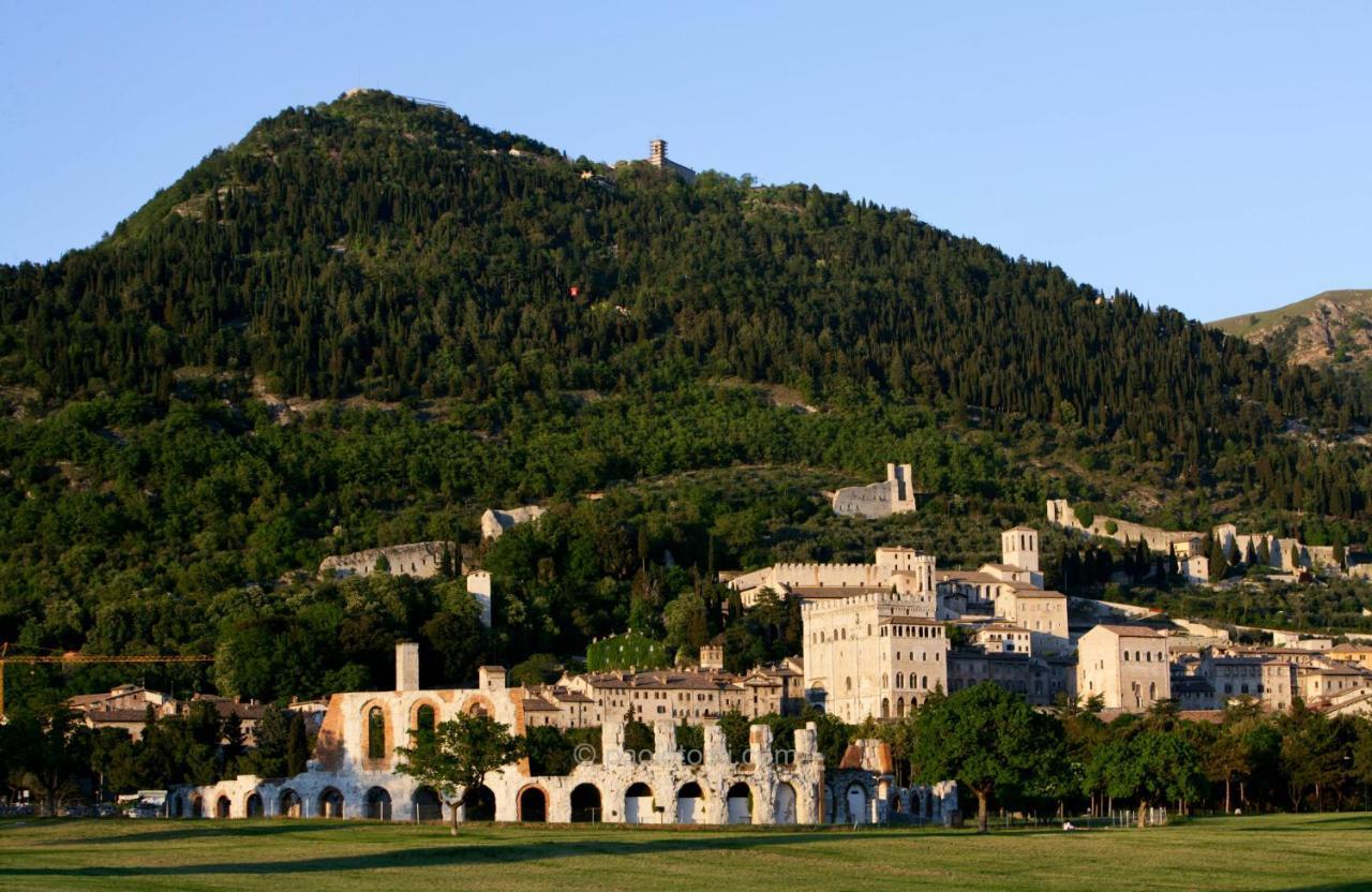Appartamento Centro Storico Gubbio Eksteriør billede